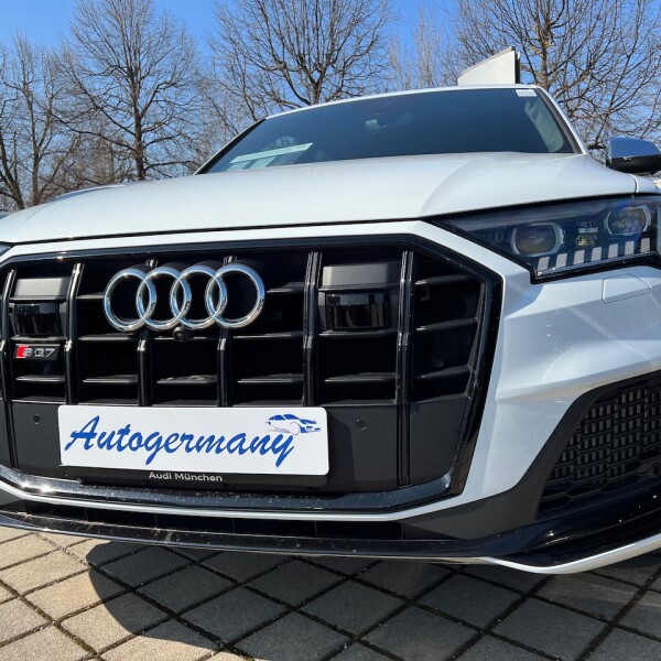Audi SQ7 из Германии (68879)