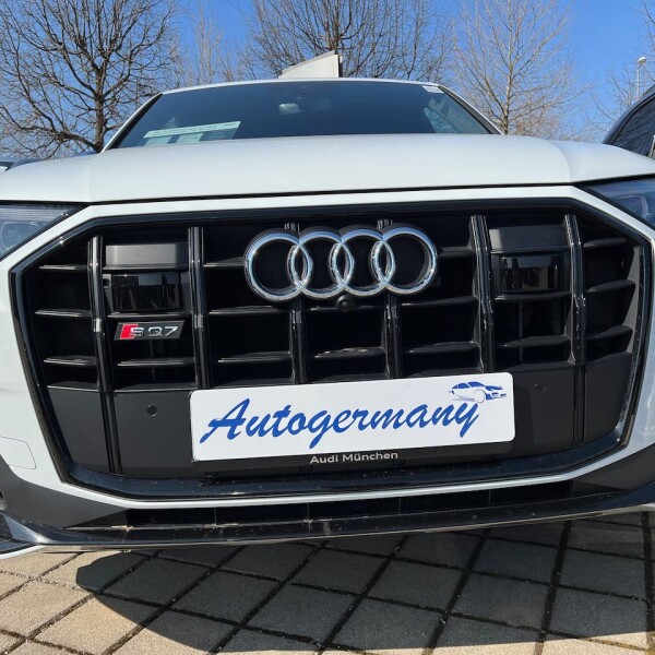 Audi SQ7 из Германии (68862)
