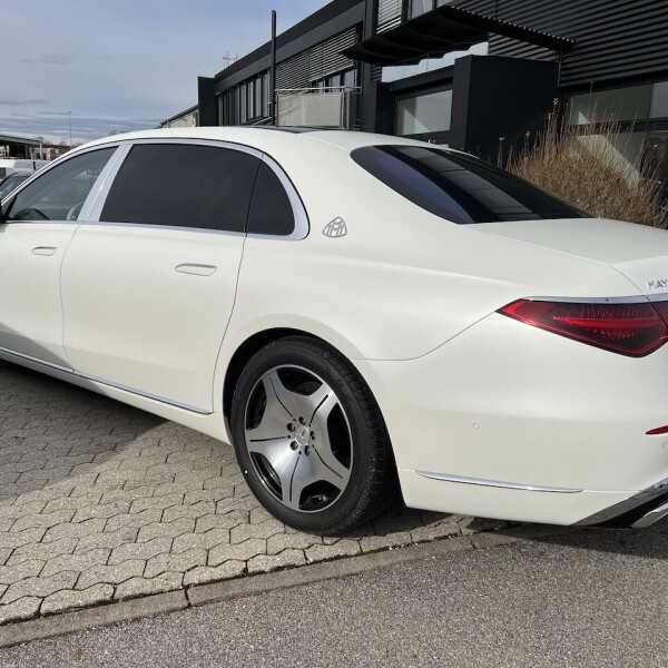 Mercedes-Benz Maybach  из Германии (69050)