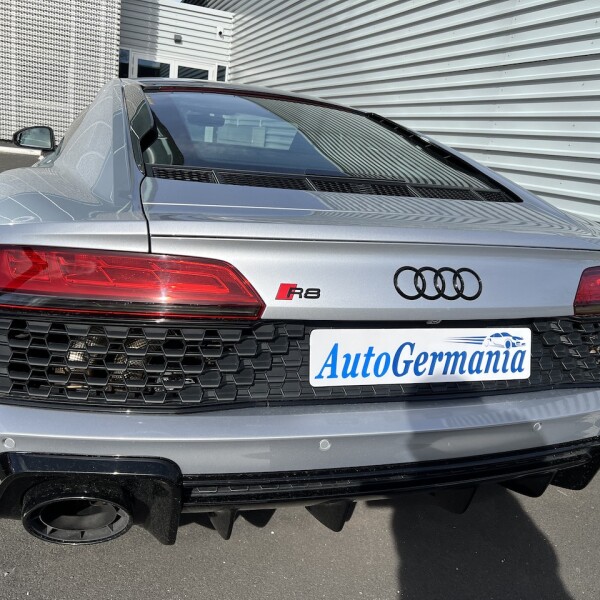 Audi R8 из Германии (69087)