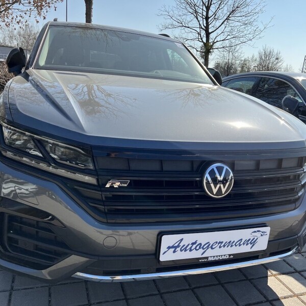 Volkswagen Touareg из Германии (69178)