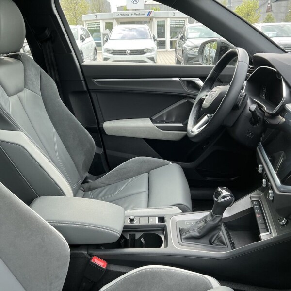 Audi Q3 из Германии (69837)