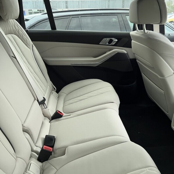 BMW X7 из Германии (69884)