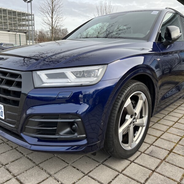 Audi Q5 из Германии (70131)
