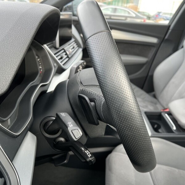 Audi Q5 из Германии (70143)