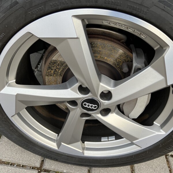 Audi Q5 из Германии (70146)
