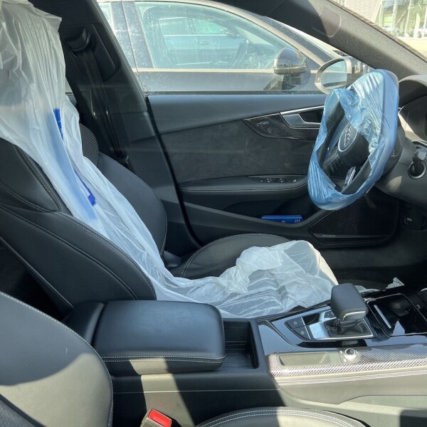 Audi A5  из Германии (70419)