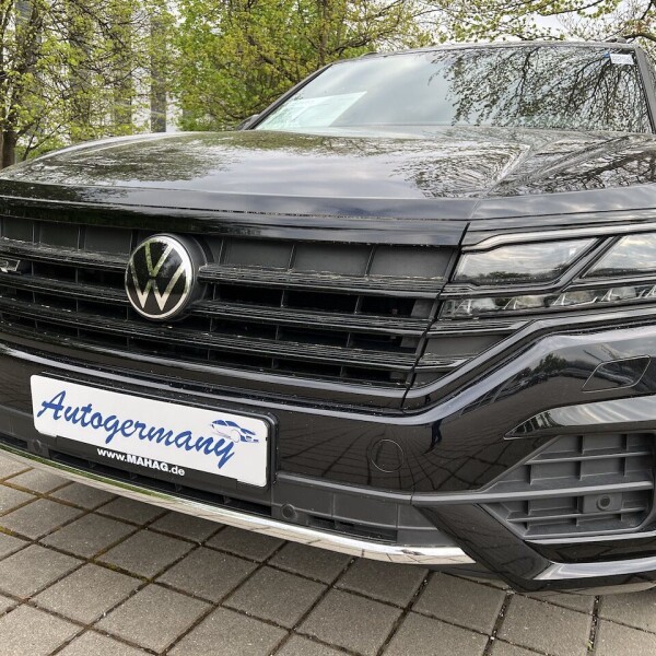 Volkswagen Touareg из Германии (70530)