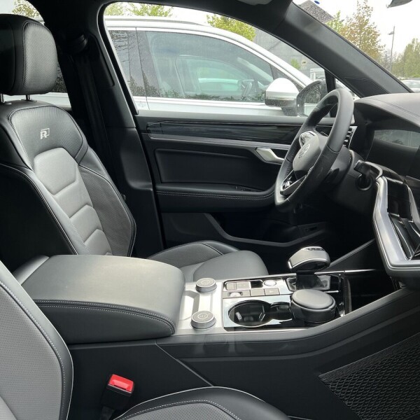 Volkswagen Touareg из Германии (70546)