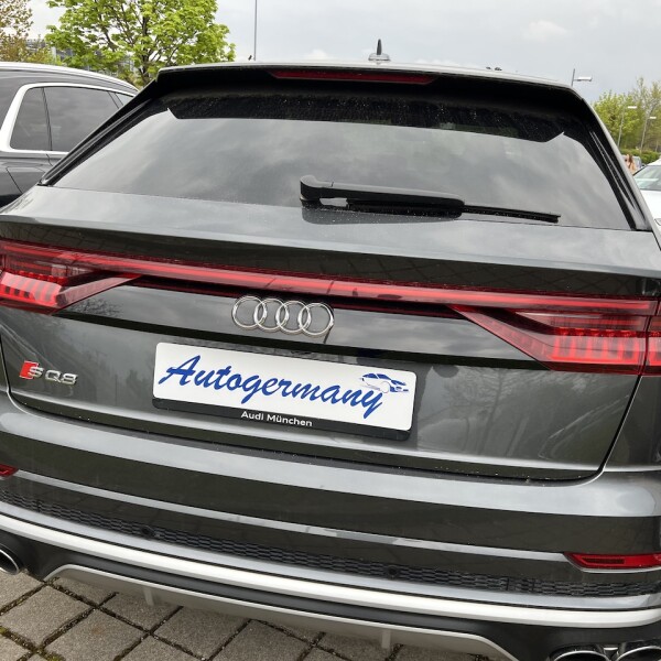 Audi SQ8 из Германии (70618)