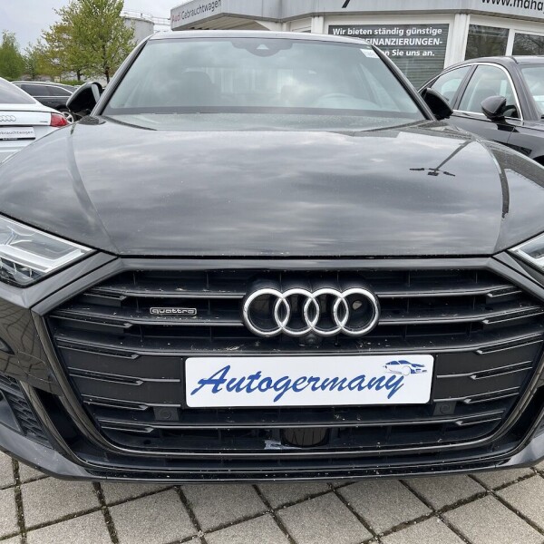 Audi A8  из Германии (70789)