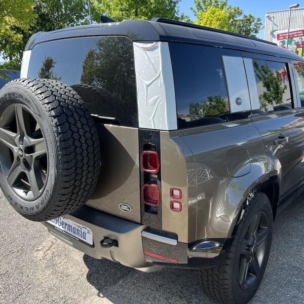 Land Rover Defender из Германии (71046)
