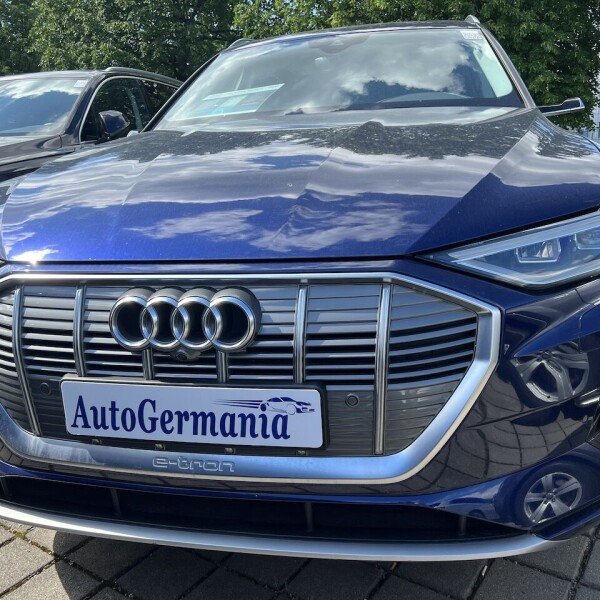 Audi e-tron из Германии (71093)