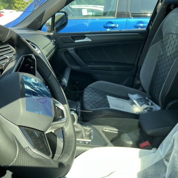 Volkswagen  Tiguan из Германии (71252)