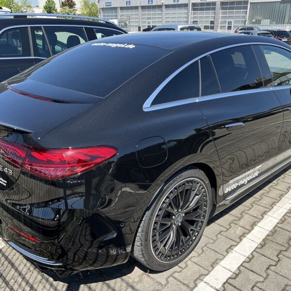 Mercedes-Benz EQE из Германии (71274)