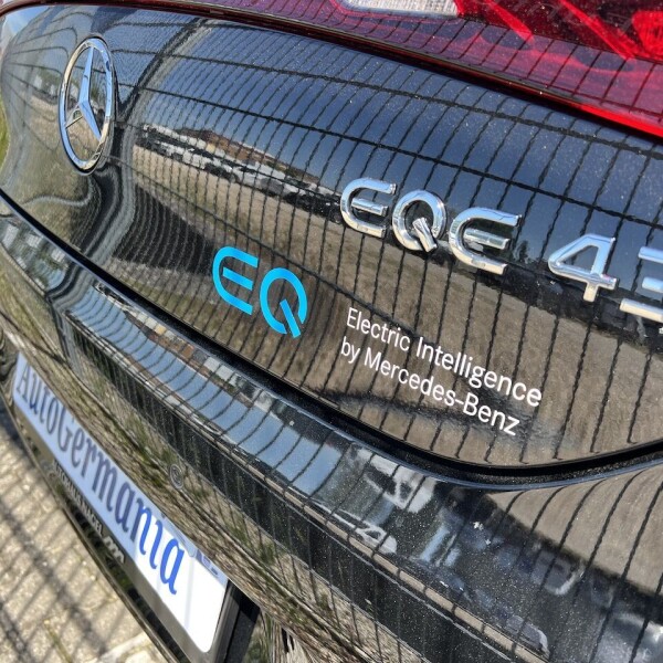 Mercedes-Benz EQE из Германии (71276)