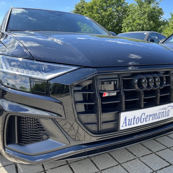 Audi SQ8 из Германии (71577)