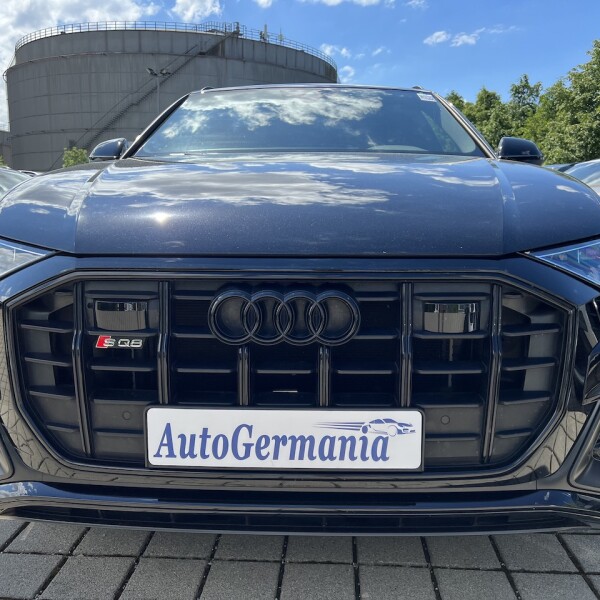 Audi SQ8 из Германии (71583)