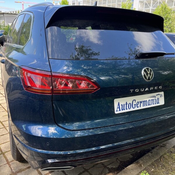 Volkswagen Touareg из Германии (71687)