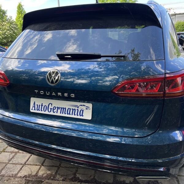 Volkswagen Touareg из Германии (71694)