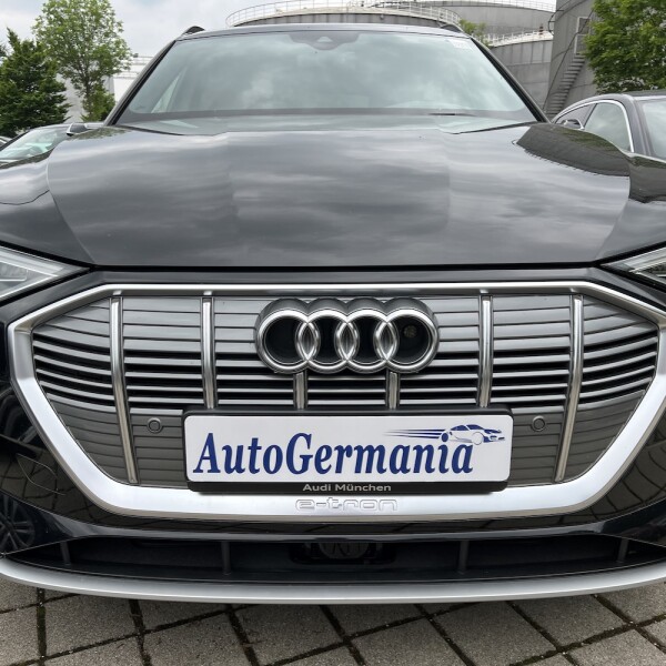 Audi e-tron из Германии (71783)