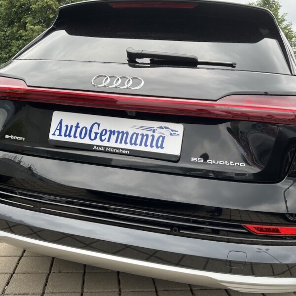 Audi e-tron из Германии (71792)
