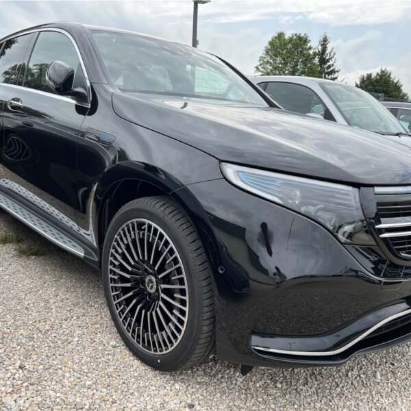 Mercedes-Benz EQC из Германии (71907)
