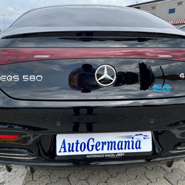 Mercedes-Benz EQS из Германии (71952)