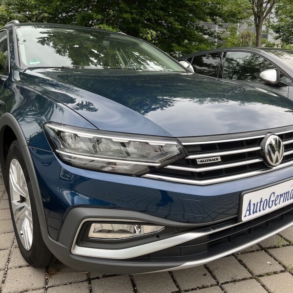 Volkswagen Alltrack из Германии (72088)