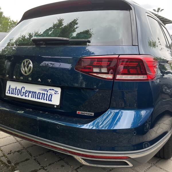 Volkswagen Alltrack из Германии (72098)