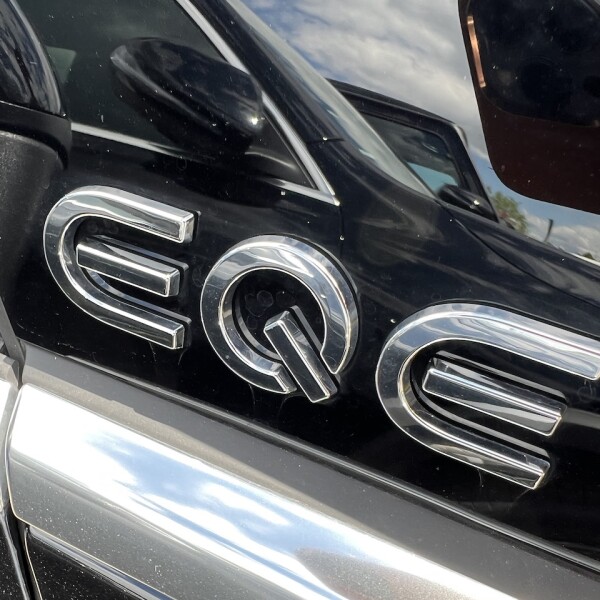 Mercedes-Benz EQE из Германии (72138)