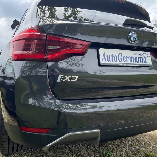 BMW iX3 из Германии (72328)