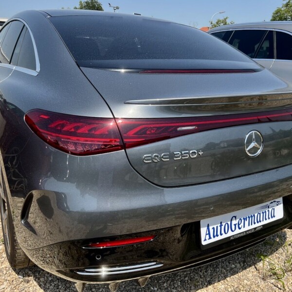 Mercedes-Benz EQE из Германии (72658)