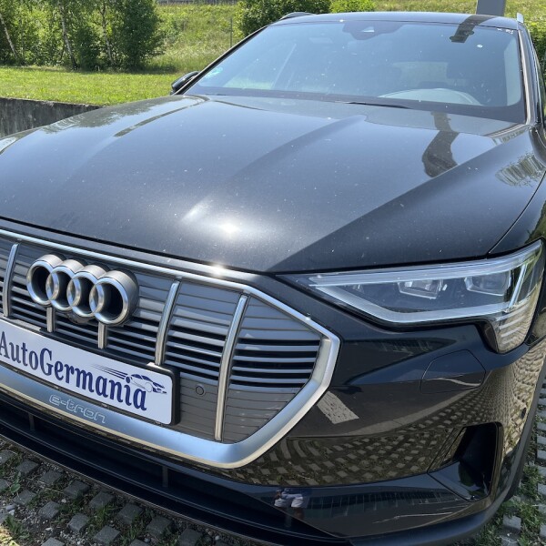 Audi e-tron из Германии (72699)