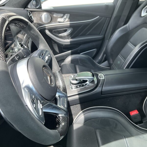 Mercedes-Benz E-Klasse из Германии (72821)