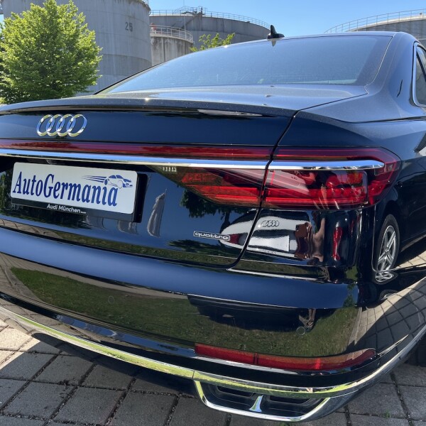 Audi A8  из Германии (72850)