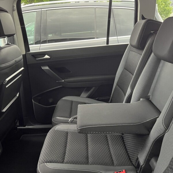 Volkswagen Touran из Германии (73183)