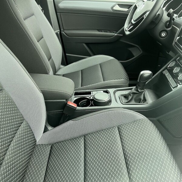 Volkswagen Touran из Германии (73193)