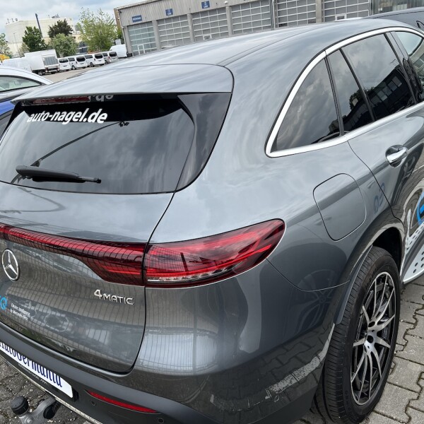 Mercedes-Benz EQC из Германии (73310)