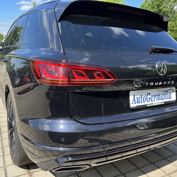 Volkswagen Touareg из Германии (73342)