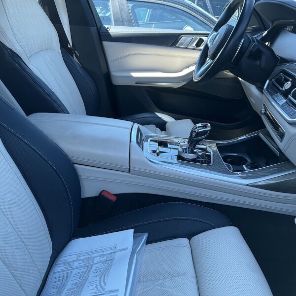 BMW X7 из Германии (73458)