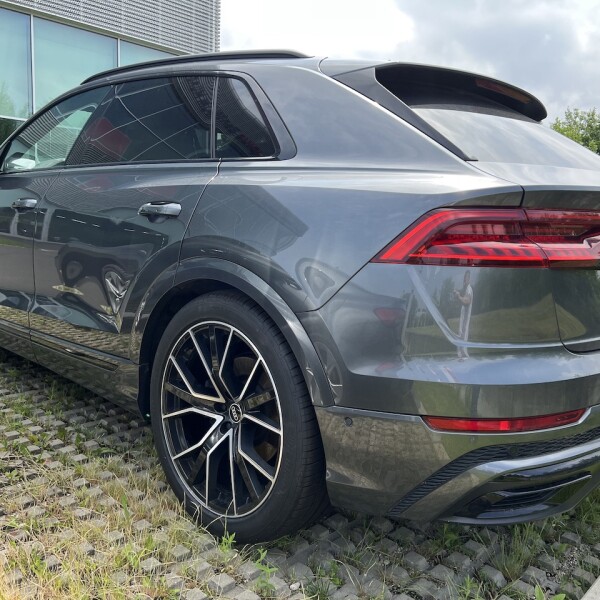 Audi Q8 из Германии (73515)