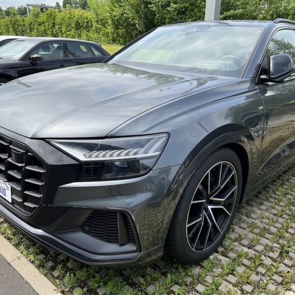 Audi Q8 из Германии (73521)