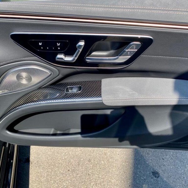 Mercedes-Benz EQS из Германии (73902)
