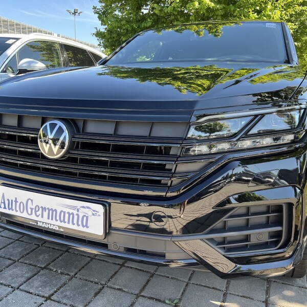 Volkswagen Touareg из Германии (73921)