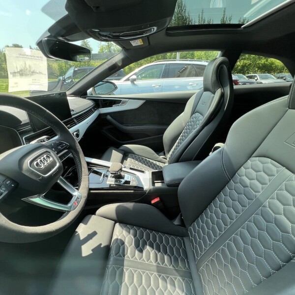 Audi RS5 из Германии (74006)