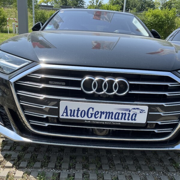Audi A8  из Германии (74242)