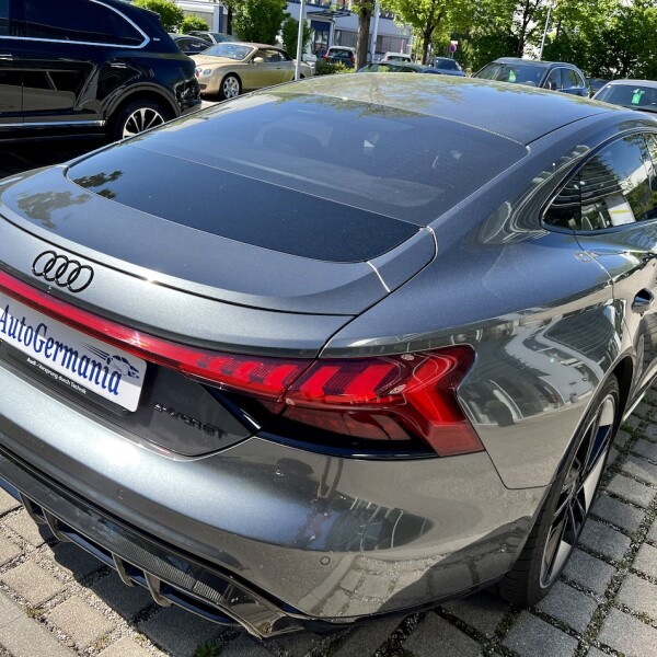 Audi e-tron GT из Германии (74377)