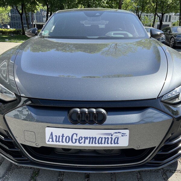 Audi e-tron GT из Германии (74358)