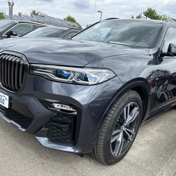 BMW X7 из Германии (74430)